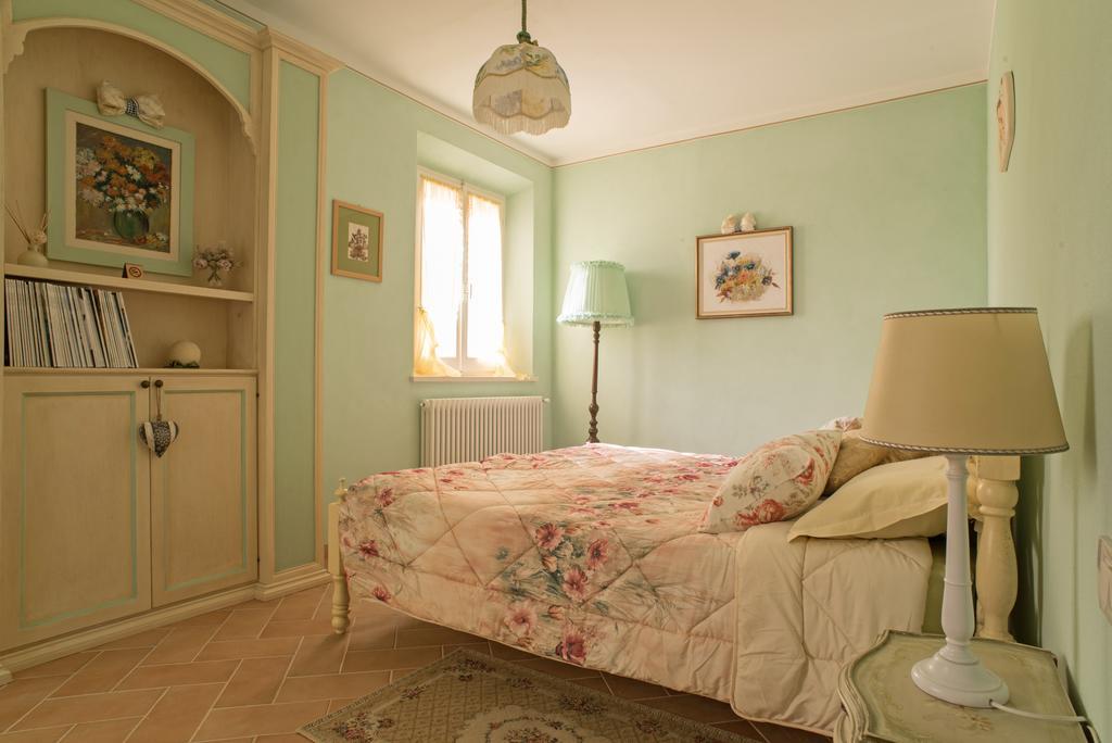 Bed and Breakfast Il Poggianino Poggio Berni Exterior foto